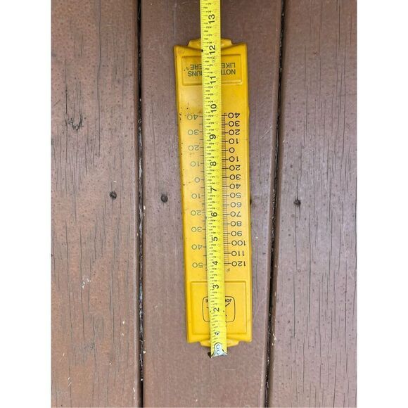 Vintage Metal John Deere Thermometer - Picture 7 of 7